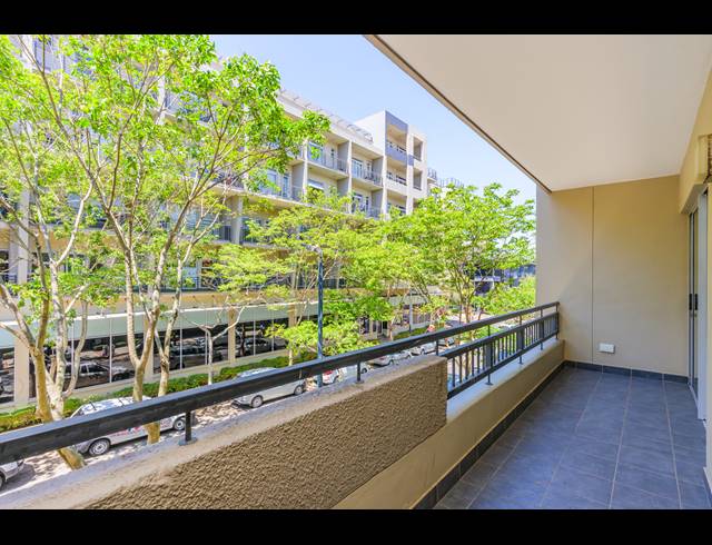 2 BEDROOM APARTMENT FOR SALE IN UMHLANGA RIDGE